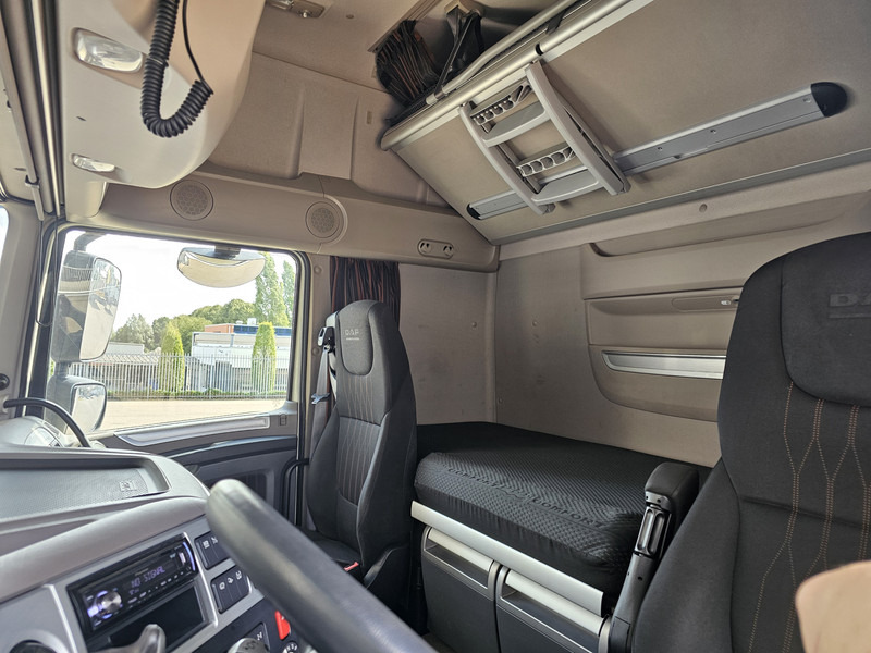 Kamion za vuču DAF XF 450 / OPRIJ - MACHINE TRANSPORT / 6x2 / EURO 6: slika Kamion za vuču DAF XF 450 / OPRIJ - MACHINE TRANSPORT / 6x2 / EURO 6