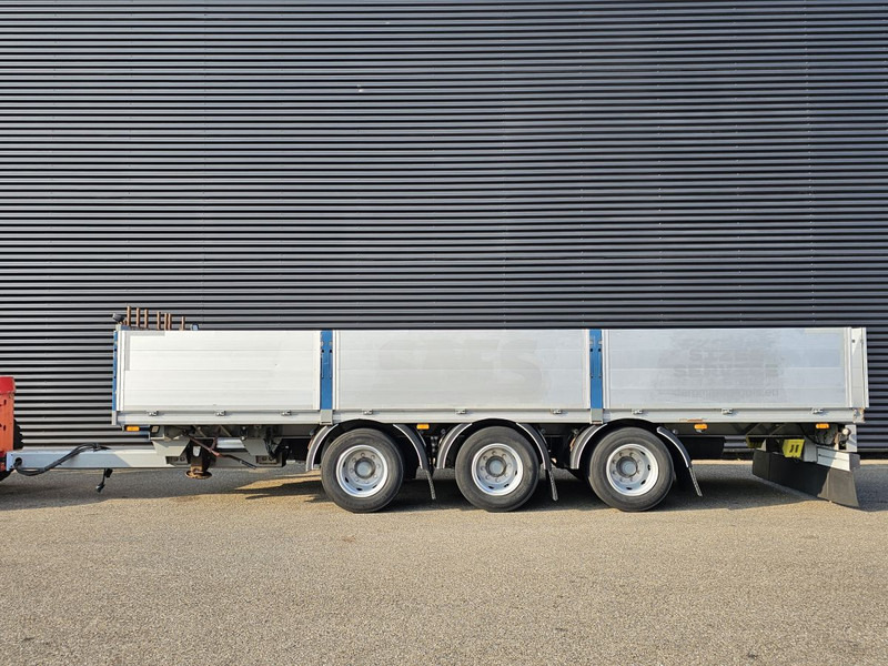 Fynkar K324T / 3 AXLE / TWIST-LOCKS / 2 X LIFT AXLE - Prikolica plato/ Otvoreni sanduk: slika Fynkar K324T / 3 AXLE / TWIST-LOCKS / 2 X LIFT AXLE - Prikolica plato/ Otvoreni sanduk Fynkar K324T / 3 AXLE / TWIST-LOCKS / 2 X LIFT AXLE - Prikolica plato/ Otvoreni sanduk: slika Fynkar K324T / 3 AXLE / TWIST-LOCKS / 2 X LIFT AXLE - Prikolica plato/ Otvoreni sanduk