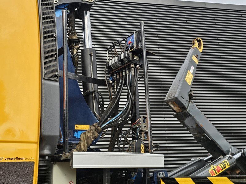 Iveco TRAKKER 380 8X6 / EURO 6 / CRANE + HOOKLIFT - Kamion s kukastom dizalicom, Kamion s kranom: slika Iveco TRAKKER 380 8X6 / EURO 6 / CRANE + HOOKLIFT - Kamion s kukastom dizalicom, Kamion s kranom Iveco TRAKKER 380 8X6 / EURO 6 / CRANE + HOOKLIFT - Kamion s kukastom dizalicom, Kamion s kranom: slika Iveco TRAKKER 380 8X6 / EURO 6 / CRANE + HOOKLIFT - Kamion s kukastom dizalicom, Kamion s kranom