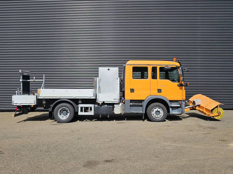 MAN TGM 15.240 BL / TIPPER / DOKA / VEEG / SWEEPER - Cestovna čistilica: slika MAN TGM 15.240 BL / TIPPER / DOKA / VEEG / SWEEPER - Cestovna čistilica MAN TGM 15.240 BL / TIPPER / DOKA / VEEG / SWEEPER - Cestovna čistilica: slika MAN TGM 15.240 BL / TIPPER / DOKA / VEEG / SWEEPER - Cestovna čistilica