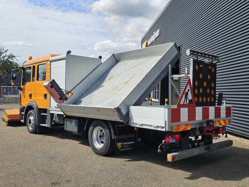 MAN TGM 15.240 BL / TIPPER / DOKA / VEEG / SWEEPER - Cestovna čistilica: slika MAN TGM 15.240 BL / TIPPER / DOKA / VEEG / SWEEPER - Cestovna čistilica MAN TGM 15.240 BL / TIPPER / DOKA / VEEG / SWEEPER - Cestovna čistilica: slika MAN TGM 15.240 BL / TIPPER / DOKA / VEEG / SWEEPER - Cestovna čistilica