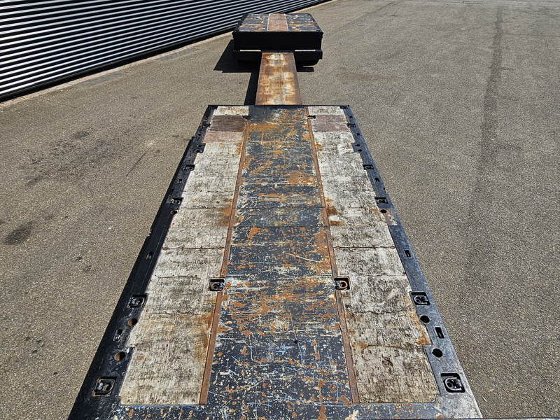MEUSBURGER MPG 3 / LOW BED / EXTENDABLE / 3 x STEERING AXLE - Poluprikolica s niskim utovarivačem: slika MEUSBURGER MPG 3 / LOW BED / EXTENDABLE / 3 x STEERING AXLE - Poluprikolica s niskim utovarivačem MEUSBURGER MPG 3 / LOW BED / EXTENDABLE / 3 x STEERING AXLE - Poluprikolica s niskim utovarivačem: slika MEUSBURGER MPG 3 / LOW BED / EXTENDABLE / 3 x STEERING AXLE - Poluprikolica s niskim utovarivačem