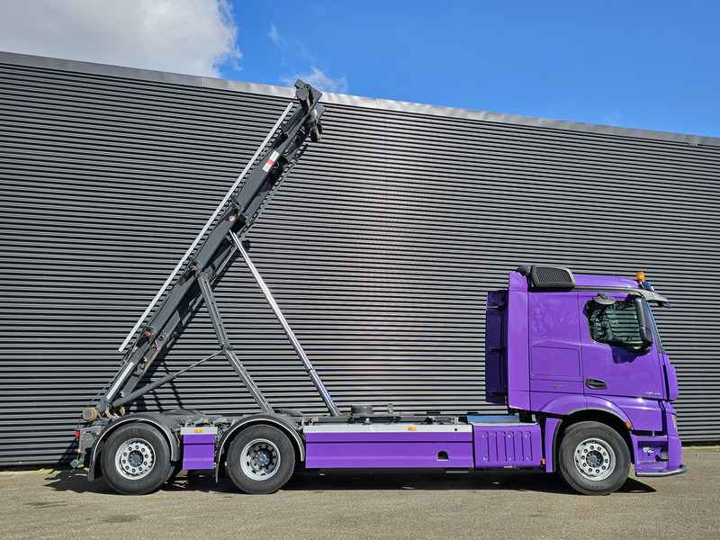 Mercedes-Benz AROCS 3345 / 6x2 / CONTAINER SYSTEM / CABLE - Kamion s kabelskim sustavom: slika Mercedes-Benz AROCS 3345 / 6x2 / CONTAINER SYSTEM / CABLE - Kamion s kabelskim sustavom Mercedes-Benz AROCS 3345 / 6x2 / CONTAINER SYSTEM / CABLE - Kamion s kabelskim sustavom: slika Mercedes-Benz AROCS 3345 / 6x2 / CONTAINER SYSTEM / CABLE - Kamion s kabelskim sustavom
