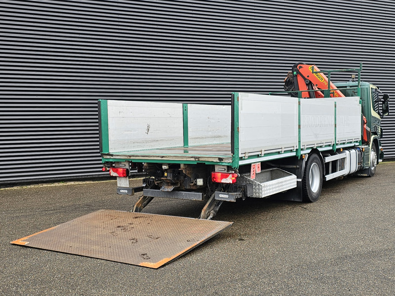 Kamion s otvorenim sandukom, Kamion s kranom Scania P320 / 4x2 / PALFINGER PK14002 / CRANE/KRAN: slika Kamion s otvorenim sandukom, Kamion s kranom Scania P320 / 4x2 / PALFINGER PK14002 / CRANE/KRAN