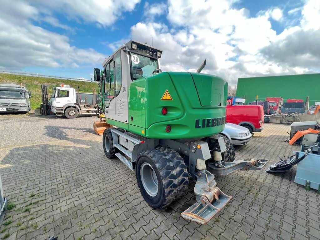 Liebherr A 912 Compact 3X Löffel 3 X Buckets - Bager na kotačima: slika Liebherr A 912 Compact 3X Löffel 3 X Buckets - Bager na kotačima Liebherr A 912 Compact 3X Löffel 3 X Buckets - Bager na kotačima: slika Liebherr A 912 Compact 3X Löffel 3 X Buckets - Bager na kotačima