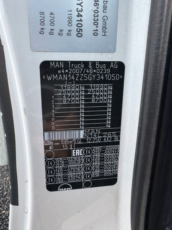 MAN 12.250 4X2 Koffer LBW Klima Diff.Sperre AHK MAN 12.250 4X2 Koffer LBW Klima Diff.Sperre AHK - Kamion sandučar: slika MAN 12.250 4X2 Koffer LBW Klima Diff.Sperre AHK MAN 12.250 4X2 Koffer LBW Klima Diff.Sperre AHK - Kamion sandučar MAN 12.250 4X2 Koffer LBW Klima Diff.Sperre AHK MAN 12.250 4X2 Koffer LBW Klima Diff.Sperre AHK - Kamion sandučar: slika MAN 12.250 4X2 Koffer LBW Klima Diff.Sperre AHK MAN 12.250 4X2 Koffer LBW Klima Diff.Sperre AHK - Kamion sandučar