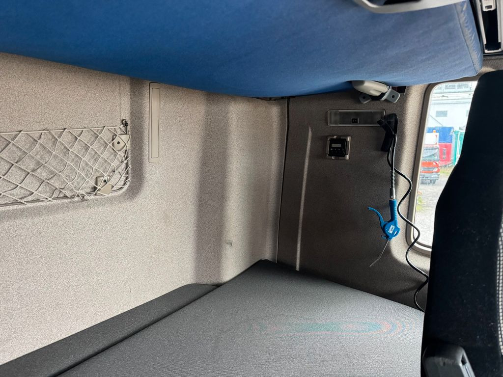 MAN 26.460 6X2 Retarder Klima Navigation guter Zust. MAN 26.460 6X2 Retarder Klima Navigation guter Zust. - Kamion s kukastom dizalicom: slika MAN 26.460 6X2 Retarder Klima Navigation guter Zust. MAN 26.460 6X2 Retarder Klima Navigation guter Zust. - Kamion s kukastom dizalicom MAN 26.460 6X2 Retarder Klima Navigation guter Zust. MAN 26.460 6X2 Retarder Klima Navigation guter Zust. - Kamion s kukastom dizalicom: slika MAN 26.460 6X2 Retarder Klima Navigation guter Zust. MAN 26.460 6X2 Retarder Klima Navigation guter Zust. - Kamion s kukastom dizalicom