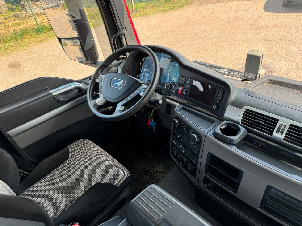 MAN 35.470 8X4 Kipperfahrgestell Reifen 12 X NEU Top - Kiper: slika MAN 35.470 8X4 Kipperfahrgestell Reifen 12 X NEU Top - Kiper MAN 35.470 8X4 Kipperfahrgestell Reifen 12 X NEU Top - Kiper: slika MAN 35.470 8X4 Kipperfahrgestell Reifen 12 X NEU Top - Kiper