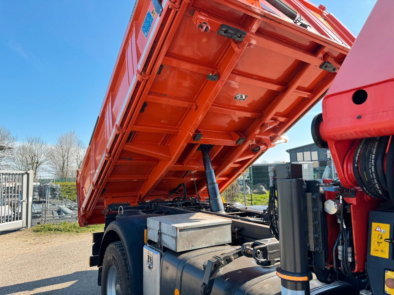Zakup  Mercedes-Benz 1844 4x4 Meiller 3S Bordmatik Palfinger PK16001K Mercedes-Benz 1844 4x4 Meiller 3S Bordmatik Palfinger PK16001K: slika Zakup  Mercedes-Benz 1844 4x4 Meiller 3S Bordmatik Palfinger PK16001K Mercedes-Benz 1844 4x4 Meiller 3S Bordmatik Palfinger PK16001K