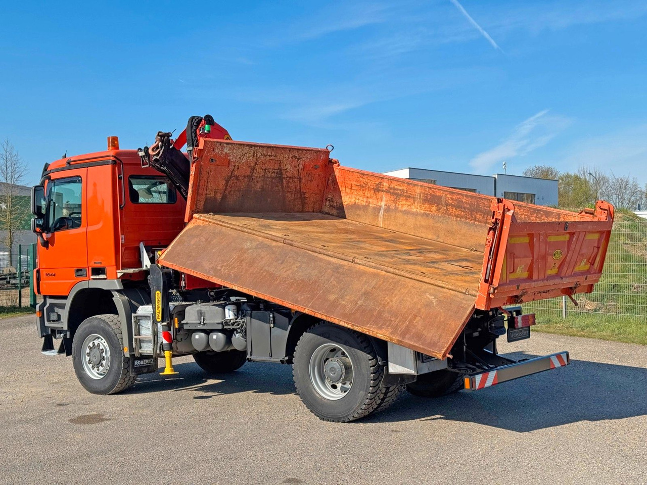 Zakup  Mercedes-Benz 1844 4x4 Meiller 3S Bordmatik Palfinger PK16001K Mercedes-Benz 1844 4x4 Meiller 3S Bordmatik Palfinger PK16001K: slika Zakup  Mercedes-Benz 1844 4x4 Meiller 3S Bordmatik Palfinger PK16001K Mercedes-Benz 1844 4x4 Meiller 3S Bordmatik Palfinger PK16001K
