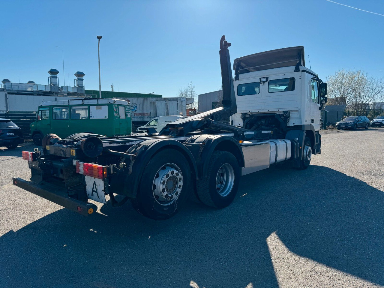 Mercedes-Benz 2541 6X2 Meiller RK 20.65 Klima M-Haus - Kamion s kukastom dizalicom: slika Mercedes-Benz 2541 6X2 Meiller RK 20.65 Klima M-Haus - Kamion s kukastom dizalicom Mercedes-Benz 2541 6X2 Meiller RK 20.65 Klima M-Haus - Kamion s kukastom dizalicom: slika Mercedes-Benz 2541 6X2 Meiller RK 20.65 Klima M-Haus - Kamion s kukastom dizalicom