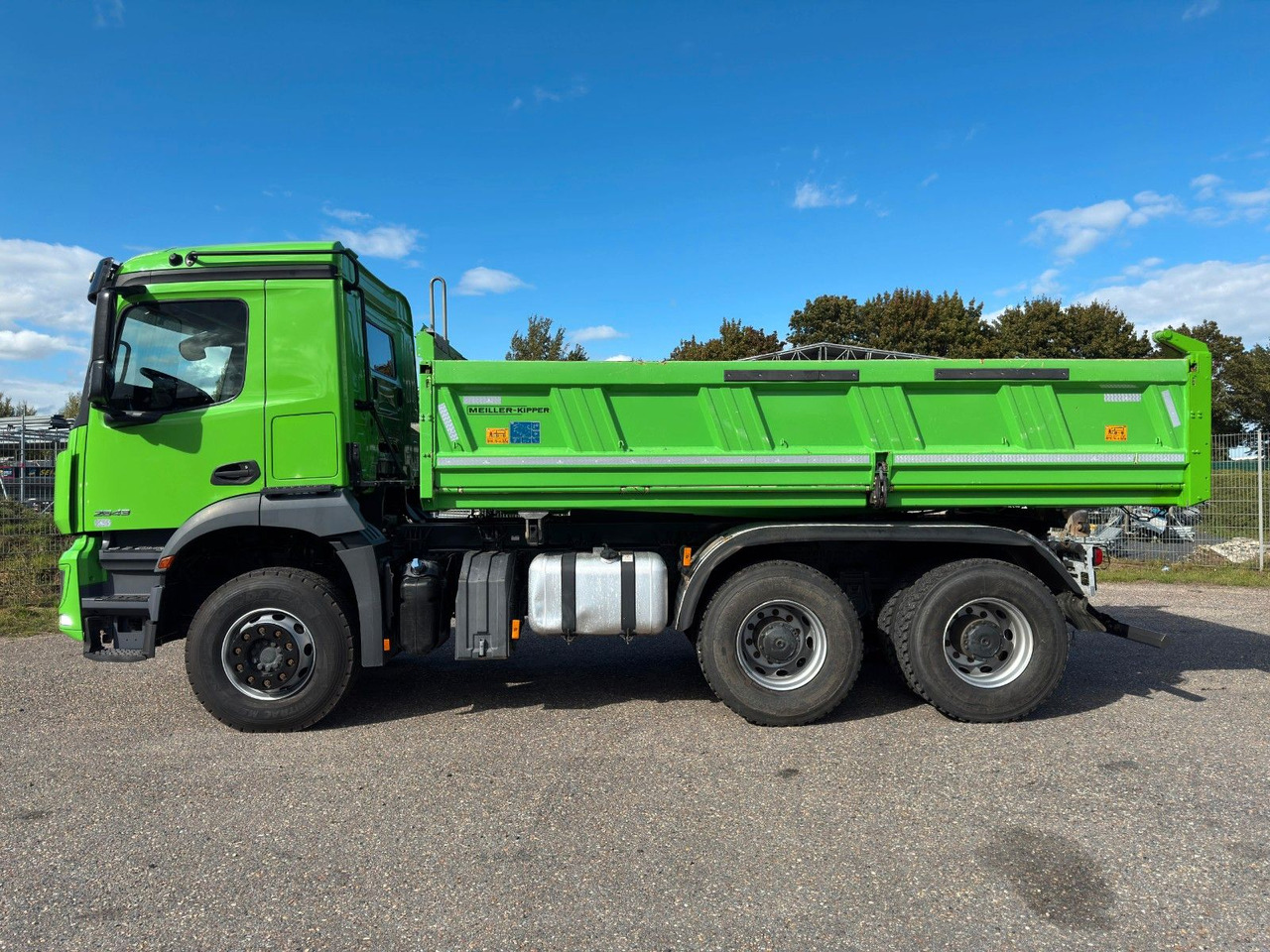 Kiper Mercedes-Benz 2643 6X4 Meiller 3 S. Bordmatik  Top Zustand: slika Kiper Mercedes-Benz 2643 6X4 Meiller 3 S. Bordmatik  Top Zustand