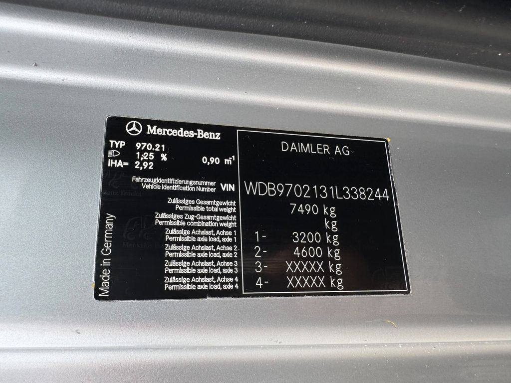 Mercedes-Benz 818 4X2 ROM Toilettenwagen - Vakum kamion: slika Mercedes-Benz 818 4X2 ROM Toilettenwagen - Vakum kamion Mercedes-Benz 818 4X2 ROM Toilettenwagen - Vakum kamion: slika Mercedes-Benz 818 4X2 ROM Toilettenwagen - Vakum kamion