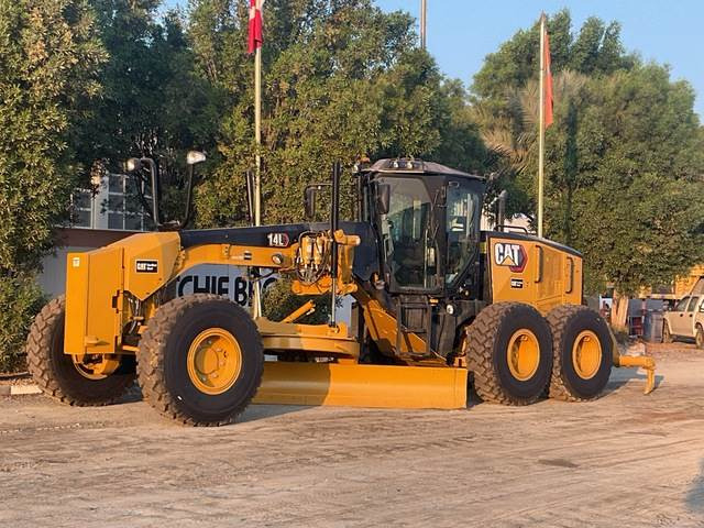 CAT 14L AWD - Grejder: slika CAT 14L AWD - Grejder CAT 14L AWD - Grejder: slika CAT 14L AWD - Grejder