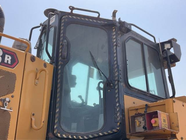 Buldožer CAT D8R: slika Buldožer CAT D8R