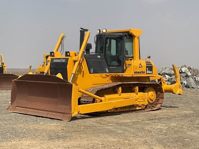 Komatsu D85EX-15 - Buldožer: slika Komatsu D85EX-15 - Buldožer Komatsu D85EX-15 - Buldožer: slika Komatsu D85EX-15 - Buldožer