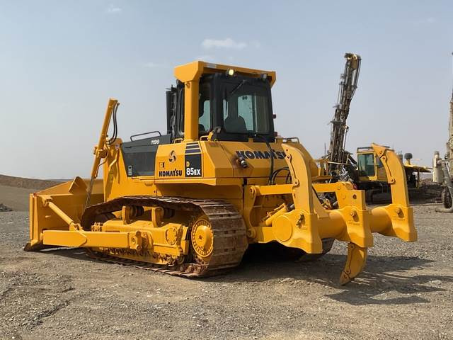 Komatsu D85EX-15 - Buldožer: slika Komatsu D85EX-15 - Buldožer Komatsu D85EX-15 - Buldožer: slika Komatsu D85EX-15 - Buldožer