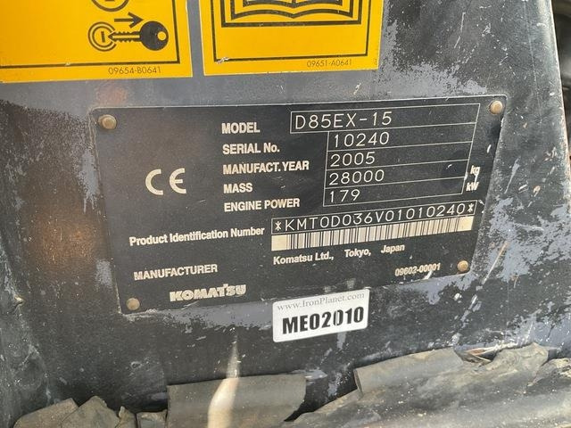 Komatsu D85EX-15 - Buldožer: slika Komatsu D85EX-15 - Buldožer Komatsu D85EX-15 - Buldožer: slika Komatsu D85EX-15 - Buldožer