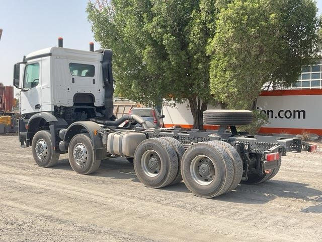 Mercedes-Benz Arocs 4240 - Kamion-šasija: slika Mercedes-Benz Arocs 4240 - Kamion-šasija Mercedes-Benz Arocs 4240 - Kamion-šasija: slika Mercedes-Benz Arocs 4240 - Kamion-šasija