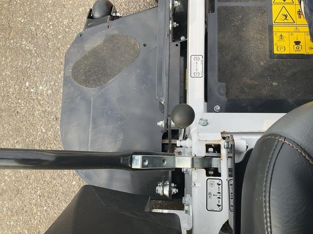 Novi Vrtna kosilica Bobcat ZT3000: slika Novi Vrtna kosilica Bobcat ZT3000 Novi Vrtna kosilica Bobcat ZT3000: slika Novi Vrtna kosilica Bobcat ZT3000