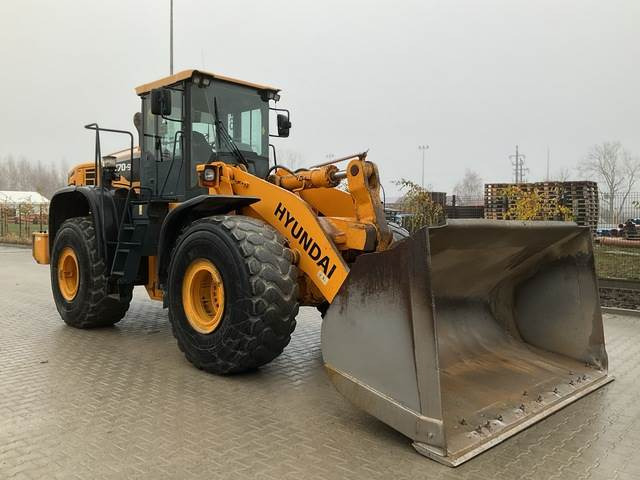 Hyundai HL770-9 - Utovarivač na kotačima: slika Hyundai HL770-9 - Utovarivač na kotačima Hyundai HL770-9 - Utovarivač na kotačima: slika Hyundai HL770-9 - Utovarivač na kotačima