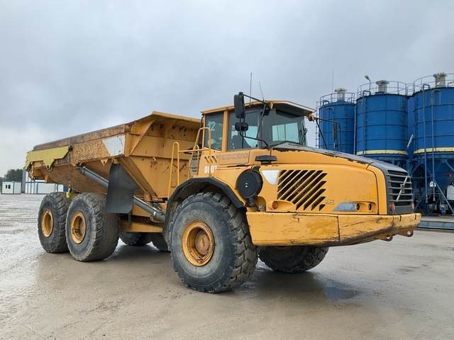 Volvo A40D - Zglobni istovarivač: slika Volvo A40D - Zglobni istovarivač Volvo A40D - Zglobni istovarivač: slika Volvo A40D - Zglobni istovarivač