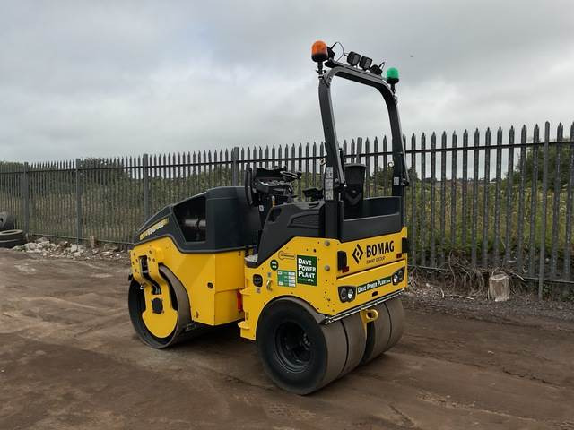 Bomag BW138AC-5 - Kombinirani valjak: slika Bomag BW138AC-5 - Kombinirani valjak Bomag BW138AC-5 - Kombinirani valjak: slika Bomag BW138AC-5 - Kombinirani valjak