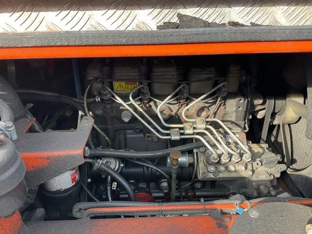 Charlatte TD225 - Vučni traktor: slika Charlatte TD225 - Vučni traktor Charlatte TD225 - Vučni traktor: slika Charlatte TD225 - Vučni traktor