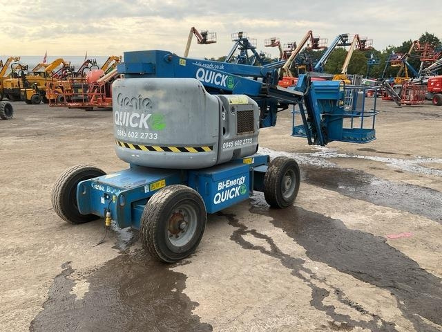 Genie Z45/25J - Zglobni krak: slika Genie Z45/25J - Zglobni krak Genie Z45/25J - Zglobni krak: slika Genie Z45/25J - Zglobni krak