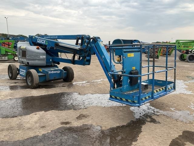 Genie Z45/25J - Zglobni krak: slika Genie Z45/25J - Zglobni krak Genie Z45/25J - Zglobni krak: slika Genie Z45/25J - Zglobni krak