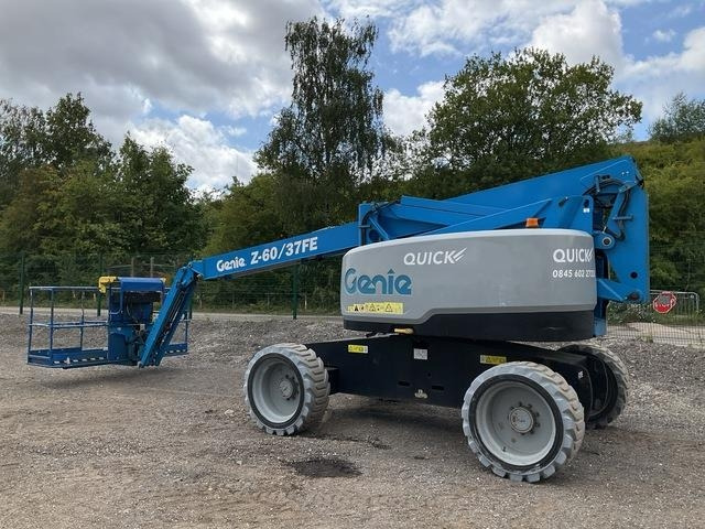 Genie Z60/37 - Zglobni krak: slika Genie Z60/37 - Zglobni krak Genie Z60/37 - Zglobni krak: slika Genie Z60/37 - Zglobni krak