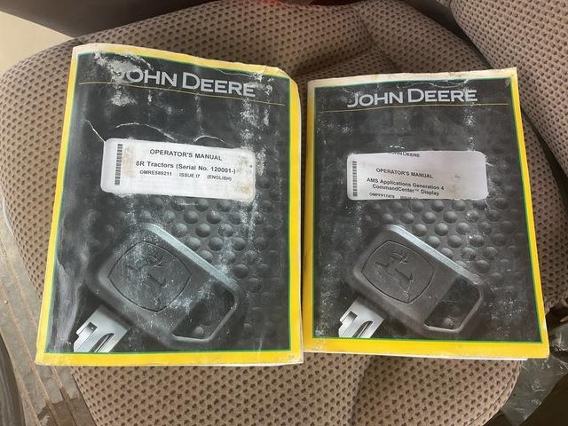 Traktor John Deere 8345R: slika Traktor John Deere 8345R