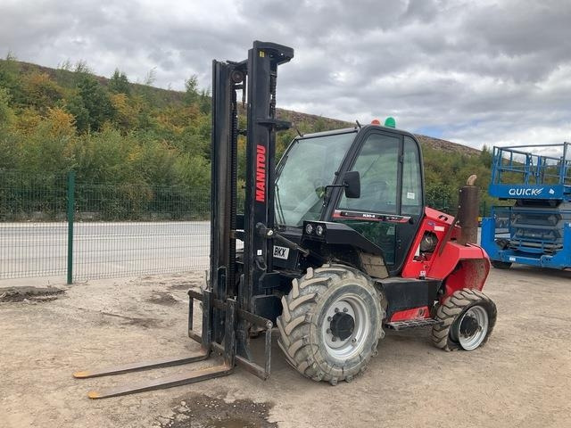 Manitou M30-4 - Viličar za teške terene: slika Manitou M30-4 - Viličar za teške terene Manitou M30-4 - Viličar za teške terene: slika Manitou M30-4 - Viličar za teške terene