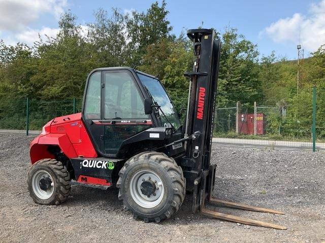 Manitou M30-4 - Viličar za teške terene: slika Manitou M30-4 - Viličar za teške terene Manitou M30-4 - Viličar za teške terene: slika Manitou M30-4 - Viličar za teške terene