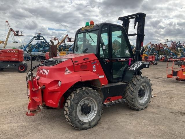 Manitou M30-4 - Viličar za teške terene: slika Manitou M30-4 - Viličar za teške terene Manitou M30-4 - Viličar za teške terene: slika Manitou M30-4 - Viličar za teške terene