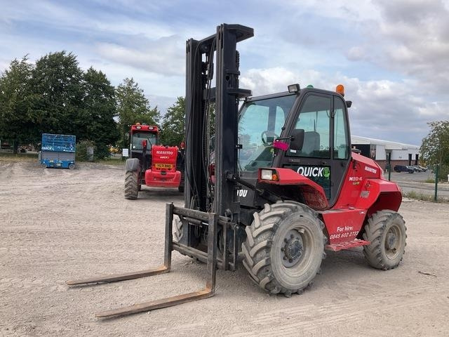 Manitou M30-4 - Viličar za teške terene: slika Manitou M30-4 - Viličar za teške terene Manitou M30-4 - Viličar za teške terene: slika Manitou M30-4 - Viličar za teške terene