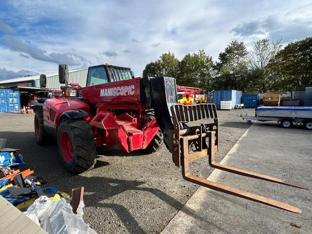 Manitou MT1435 - Teleskopski rukovatelj: slika Manitou MT1435 - Teleskopski rukovatelj Manitou MT1435 - Teleskopski rukovatelj: slika Manitou MT1435 - Teleskopski rukovatelj