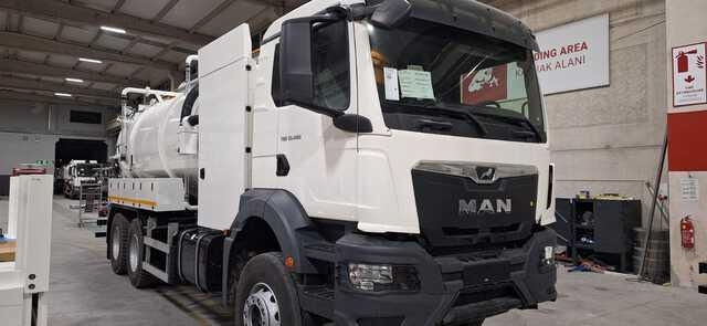 MAN TGS33.400 Jetter - Vakum kamion: slika MAN TGS33.400 Jetter - Vakum kamion MAN TGS33.400 Jetter - Vakum kamion: slika MAN TGS33.400 Jetter - Vakum kamion
