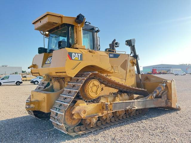 CAT D8T - Buldožer: slika CAT D8T - Buldožer CAT D8T - Buldožer: slika CAT D8T - Buldožer