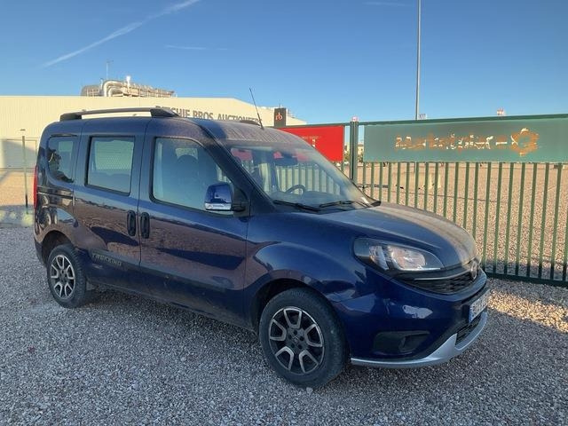 Fiat Doblo - Automobil: slika Fiat Doblo - Automobil Fiat Doblo - Automobil: slika Fiat Doblo - Automobil
