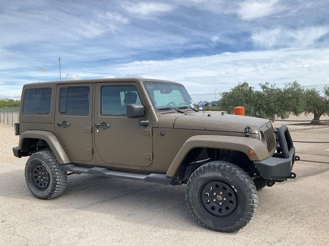 Jeep Wrangler JK Command - Automobil: slika Jeep Wrangler JK Command - Automobil Jeep Wrangler JK Command - Automobil: slika Jeep Wrangler JK Command - Automobil