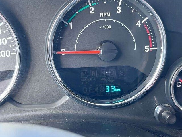 Automobil Jeep Wrangler JK Command: slika Automobil Jeep Wrangler JK Command Automobil Jeep Wrangler JK Command: slika Automobil Jeep Wrangler JK Command