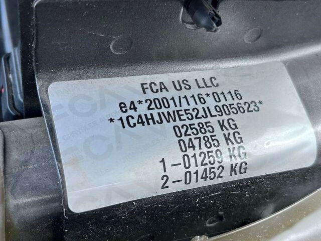 Jeep Wrangler JK Command - SUV: slika Jeep Wrangler JK Command - SUV Jeep Wrangler JK Command - SUV: slika Jeep Wrangler JK Command - SUV