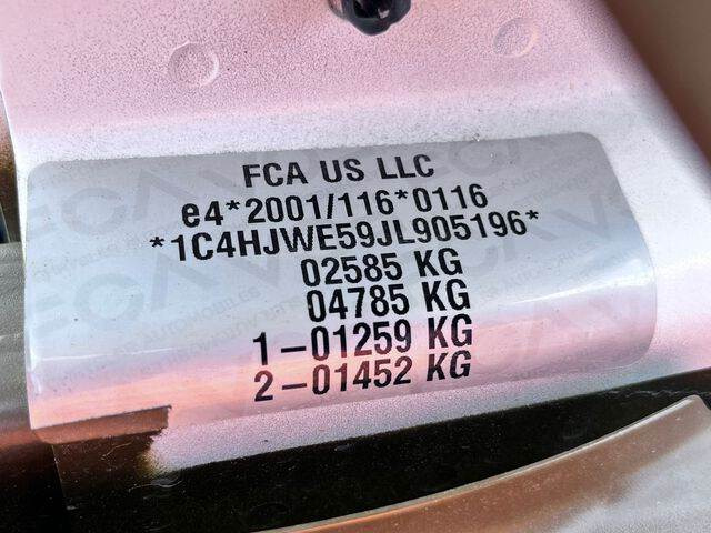 Jeep Wrangler JK Command - Automobil: slika Jeep Wrangler JK Command - Automobil Jeep Wrangler JK Command - Automobil: slika Jeep Wrangler JK Command - Automobil