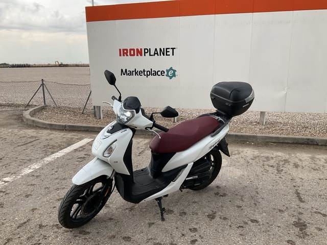 Sym phony 50 - Motocikl: slika Sym phony 50 - Motocikl Sym phony 50 - Motocikl: slika Sym phony 50 - Motocikl