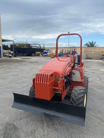 Ditch Witch RT45 - Trenčer: slika Ditch Witch RT45 - Trenčer Ditch Witch RT45 - Trenčer: slika Ditch Witch RT45 - Trenčer