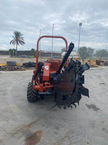 Ditch Witch RT45 - Trenčer: slika Ditch Witch RT45 - Trenčer Ditch Witch RT45 - Trenčer: slika Ditch Witch RT45 - Trenčer