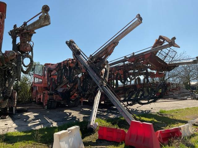 Tamrock AXERA T12 - Rudarski strojevi: slika Tamrock AXERA T12 - Rudarski strojevi Tamrock AXERA T12 - Rudarski strojevi: slika Tamrock AXERA T12 - Rudarski strojevi