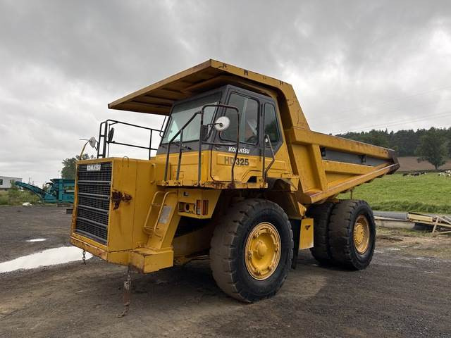 Komatsu HD325-6 - Kruti istovarivač/ Kamion za prijevoz kamenja: slika Komatsu HD325-6 - Kruti istovarivač/ Kamion za prijevoz kamenja Komatsu HD325-6 - Kruti istovarivač/ Kamion za prijevoz kamenja: slika Komatsu HD325-6 - Kruti istovarivač/ Kamion za prijevoz kamenja