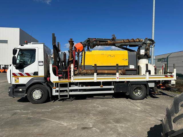 Renault D250 - Platforma za bušenje: slika Renault D250 - Platforma za bušenje Renault D250 - Platforma za bušenje: slika Renault D250 - Platforma za bušenje